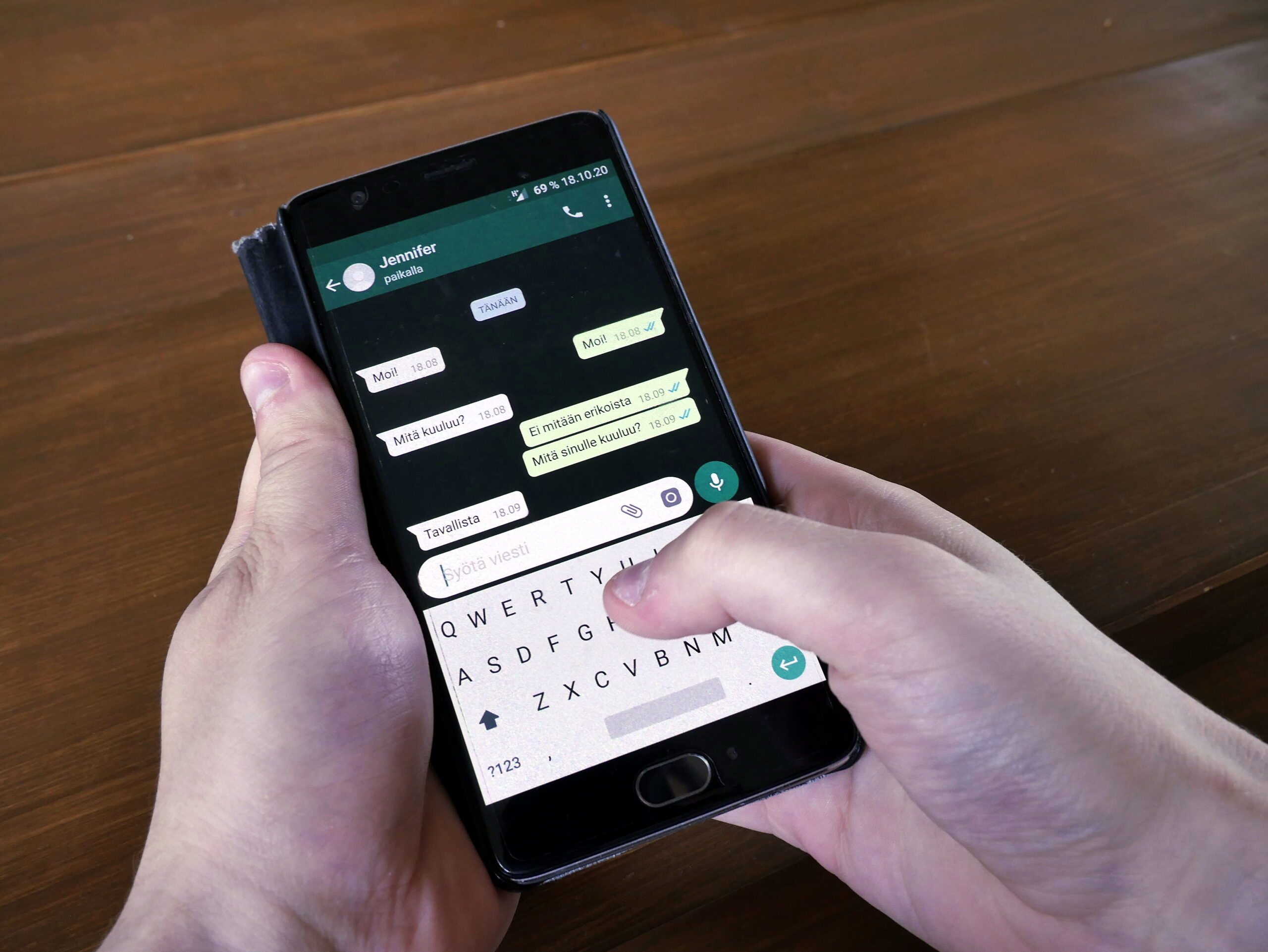 Unraveling the WhatsApp GB APK Phenomenon: A Sneak-Peek Into Indonesia’s Digital Realm