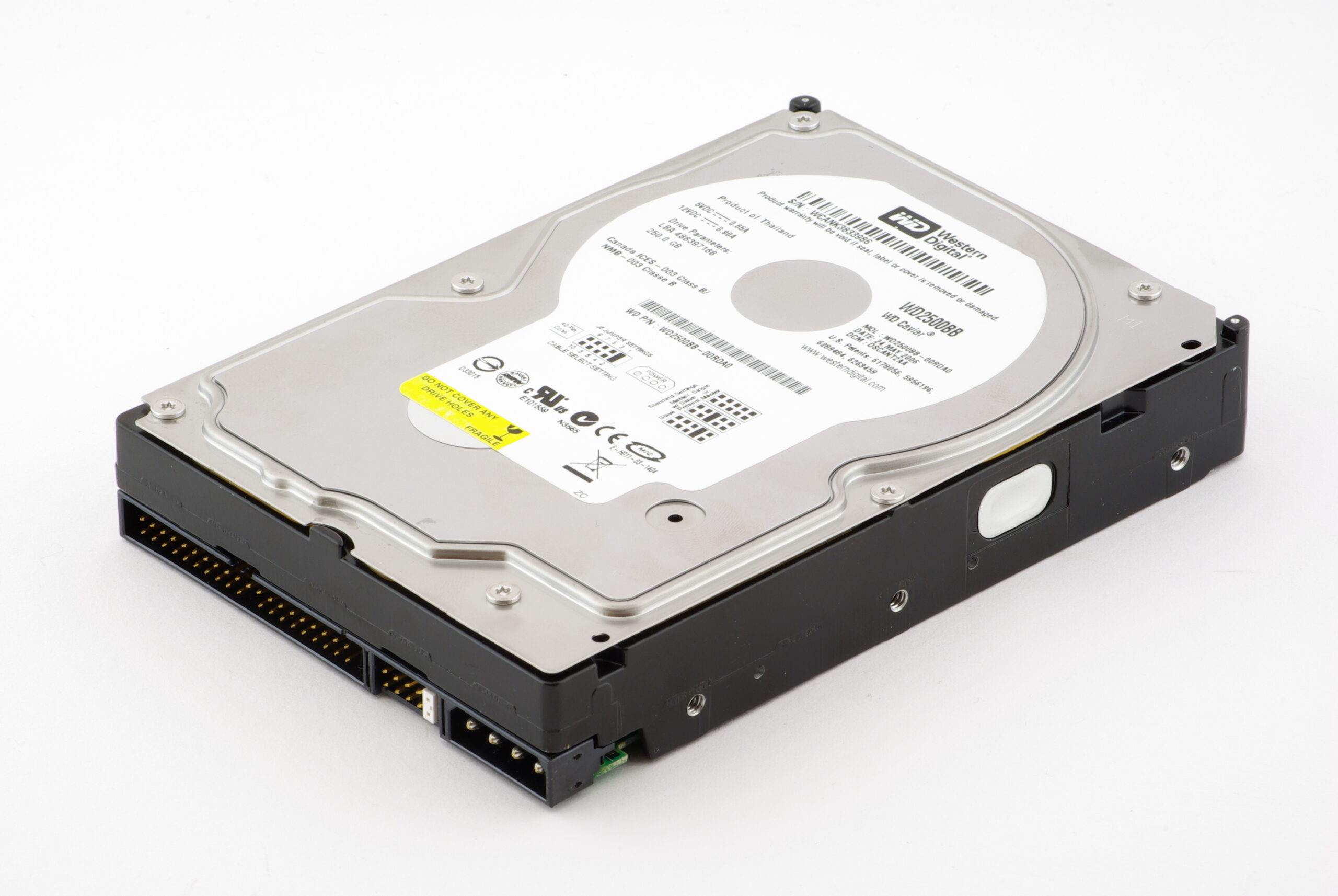 Bentuk Unik yang Menyimpan Semuanya: Harddisk, Canggih!